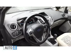 Negru Utilizat 2013 Ford Fiesta Hatchback | 4.950 EUR (Puțin scump)
