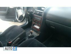 Gri Utilizat 2001 Opel Astra Break | 1.500 EUR (Puțin scump)
