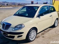 Utilizat 2004 Lancia Ypsilon Hatchback | 1.800 EUR