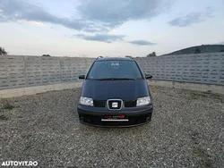 Negru Utilizat 2010 Seat Alhambra Vigo Monovolum | 4.600 EUR (Preț OK)