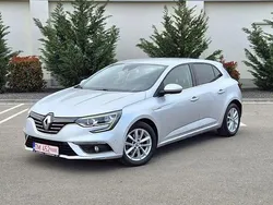 Alte culori Utilizat 2017 Renault Mégane IV Hatchback | 11.737 EUR (Puțin scump)
