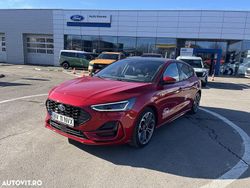 Rosu Utilizat 2024 Ford Focus Hatchback | 27.250 EUR