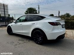 Culoarealb Utilizat 2023 Tesla Model Y Performance SUV | 38.800 EUR (Preț bun)
