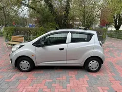 Gri Utilizat 2010 Chevrolet Spark Hatchback | 1.700 EUR (Preț bun)