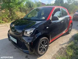 Rosu Utilizat 2022 Smart ForFour Electric Drive Passion | 6.950 EUR