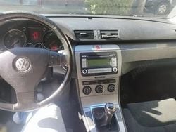 Utilizat 2007 VW Passat Berlinǎ | 2.750 EUR (Preț OK)