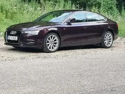 Rosu Utilizat 2015 Audi A5 S-Line Berlinǎ | 15.000 EUR (Puțin scump)