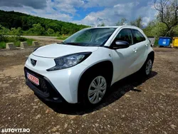 Alb Utilizat 2023 Toyota Aygo Hatchback | 11.900 EUR (Super Preț)
