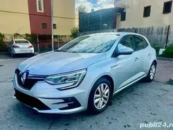 Gri Utilizat 2021 Renault Mégane IV Hatchback | 9.898 EUR (Preț bun)