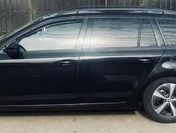 Negru Utilizat 2016 Skoda Octavia GreenLine Break | 4.500 EUR (Preț bun)