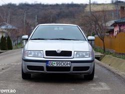 Culoareargint Utilizat 2008 Skoda Octavia Tour Berlinǎ | 2.900 EUR (Preț OK)