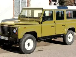 Utilizat 2002 Land Rover Defender SUV | 27.800 EUR