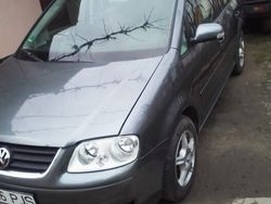 Gri Utilizat 2006 VW Touran Monovolum | 4.500 EUR