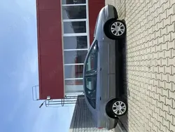 Utilizat 2004 Citroën C5 Berlinǎ | 2.100 EUR