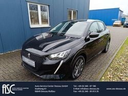 Utilizat 2020 Peugeot e-208 Allure Hatchback | 16.992 EUR