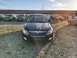 Negru Utilizat 2014 Skoda Fabia Hatchback | 3.990 EUR (Preț bun)