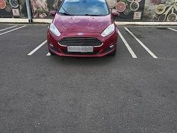 Culoarerosu Utilizat 2013 Ford Fiesta Titanium | 5.250 EUR (Scump)