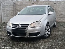 Argint Utilizat 2007 VW Jetta Berlinǎ | 2.499 EUR (Preț bun)