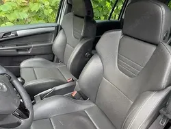 Utilizat 2011 Opel Zafira Monovolum | 3.900 EUR (Preț OK)