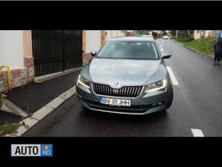 Gri Utilizat 2015 Skoda Superb Break | 18.000 EUR (Scump)