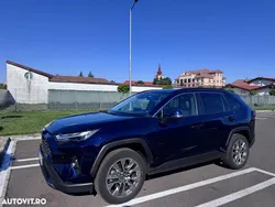 Culoarealbastru Utilizat 2024 Toyota RAV4 Hybrid SUV | 42.000 EUR (Scump)