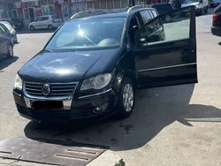 Negru Utilizat 2007 VW Touran Cross Monovolum | 4.399 EUR