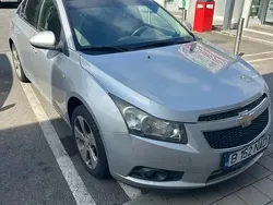 Argintiu Utilizat 2010 Chevrolet Cruze LT Berlinǎ | 3.199 EUR (Preț bun)