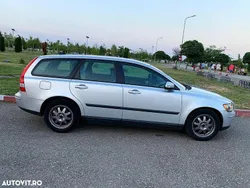 Argint Utilizat 2006 Volvo V50 Kinetic Break | 2.900 EUR (Puțin scump)