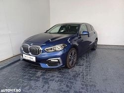 Albastru inchis metalic Utilizat 2022 BMW 118 Luxury Line Hatchback | 20.850 EUR (Preț OK)