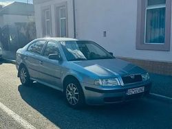 Utilizat 2006 Skoda Octavia Tour Berlinǎ | 2.700 EUR (Preț OK)