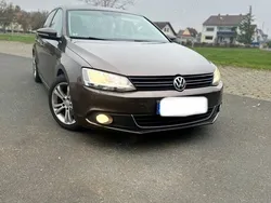 Utilizat 2011 VW Jetta Berlinǎ | 6.200 EUR (Preț OK)