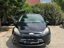 Negru Utilizat 2009 Ford Fiesta Trend Hatchback | 2.550 EUR (Super Preț)