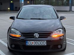 Culoarenegru Utilizat 2005 VW Golf IV Comfortline Hatchback | 2.650 EUR (Preț OK)