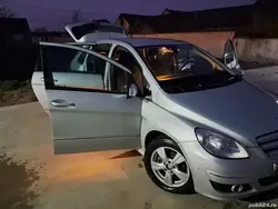 Utilizat 2010 Mercedes B200 Monovolum | 4.199 EUR (Preț OK)
