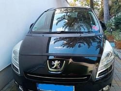 Culoarenegru Utilizat 2012 Peugeot 5008 Break | 7.950 EUR (Preț OK)