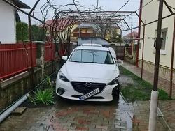 Utilizat 2014 Mazda 3 Berlinǎ | 3.500 EUR