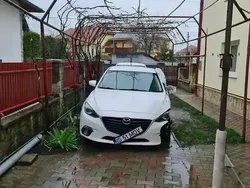 Utilizat 2014 Mazda 3 Berlinǎ | 3.500 EUR