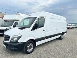 Utilizat 2018 Mercedes 300 | 13.700 EUR