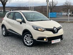 Bej Utilizat 2014 Renault Captur SUV | 8.390 EUR (Puțin scump)