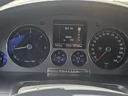 Utilizat 2007 VW Phaeton Berlinǎ | 2.500 EUR