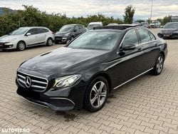 Culoarenegru Utilizat 2020 Mercedes E220 Berlinǎ | 19.499 EUR (Super Preț)