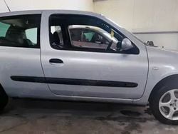 Utilizat 2004 Renault Clio II Break | 2.100 EUR (Preț OK)