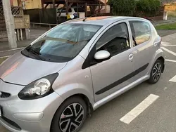 Gri Utilizat 2007 Toyota Aygo Hatchback | 5.000 EUR