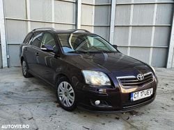 Culoarerosu Utilizat 2007 Toyota Avensis Business Edition Break | 2.450 EUR (Preț OK)