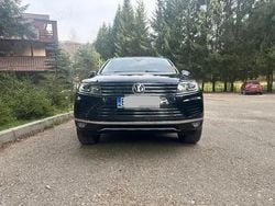 Negru Utilizat 2017 VW Touareg SUV | 21.000 EUR (Super Preț)