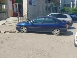 Utilizat 2000 Renault Laguna Hatchback | 2.300 EUR