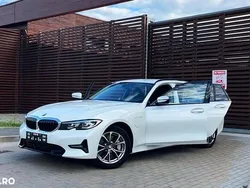 Alb Utilizat 2021 BMW 330e Sport Line Break | 21.990 EUR (Preț bun)