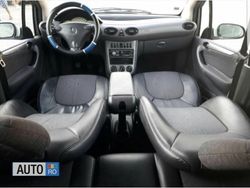 Gri Utilizat 2003 Mercedes A170 Hatchback | 2.050 EUR