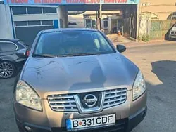 Bej Utilizat 2009 Nissan Qashqai SUV | 4.200 EUR (Super Preț)