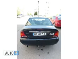 Negru Utilizat 2000 Ford Focus Berlinǎ | 1.400 EUR